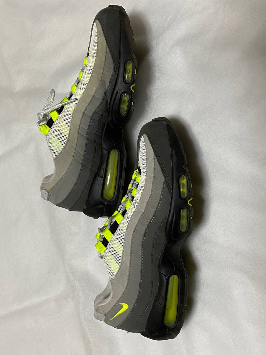 中古・美品＞ NIKE ナイキ AIR MAX 95 US 9.0 エアマックス95 27.0 cm 