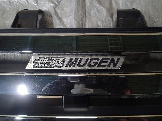 ホンダ　ストリーム　RN6　無限フロントグリル　売り切り！　　管理番号323379 ストリーム 無限 MUGEN フロント 後期RN6～9 RN6～