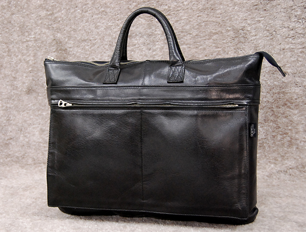 希少廃盤！定価4.8万 美品 吉田かばん PORTER ポーター「スクエア  