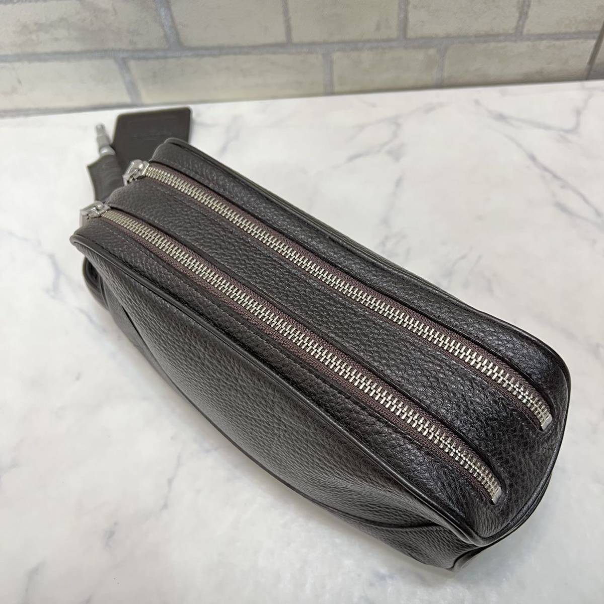 未使用 PELLE MORBIDA ペッレ モルビダ シュリンクレザー セカンドバッグ 牛革 レザー クラッチバッグ ブラウン 茶 本革 メンズ MORBIDA PELLE ペッレモルビダ ショルダーバッグ 袋付き オレンジ