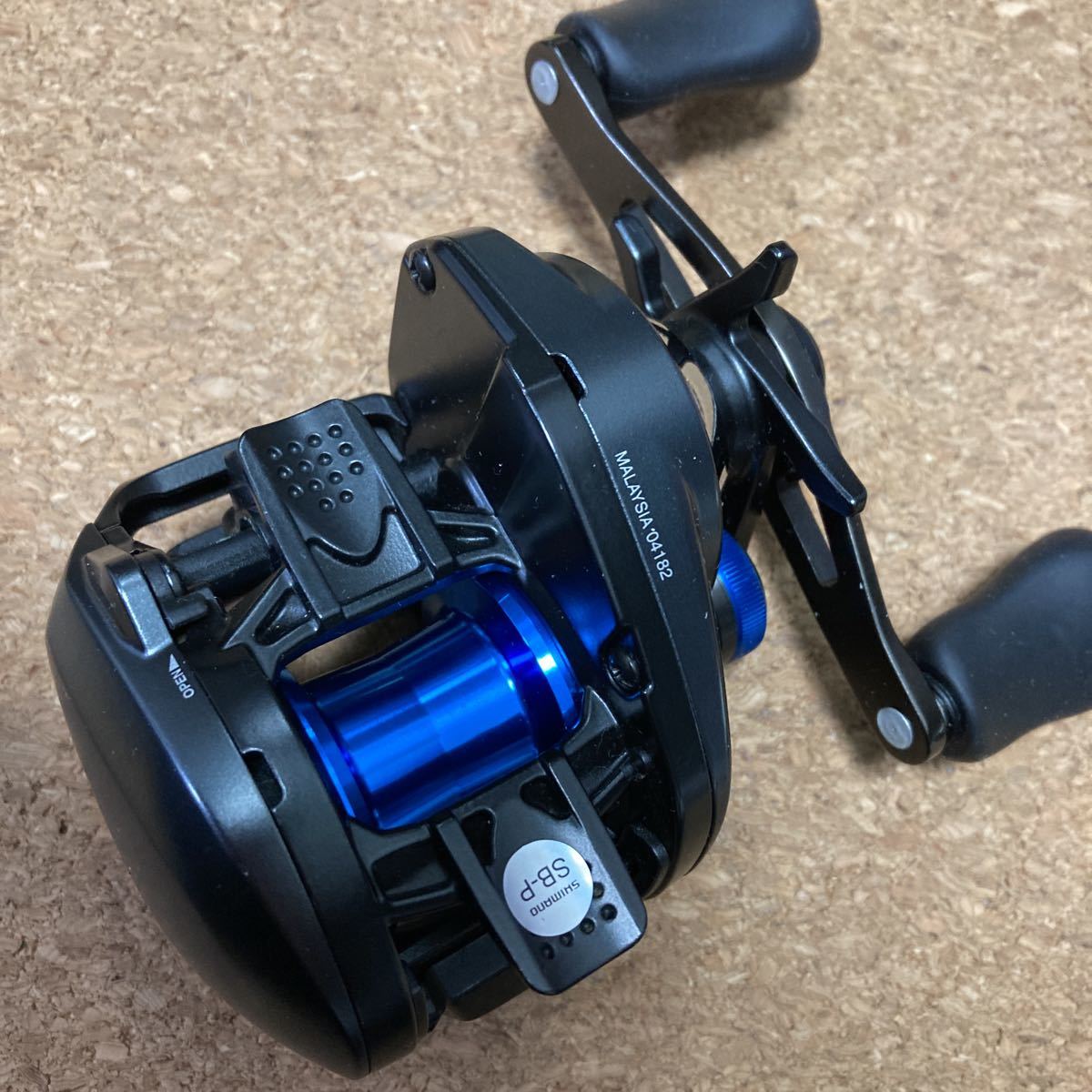 値上げ シマノ SLX DC 71XG 左巻き ベイトリール 綺麗 【公式通販】