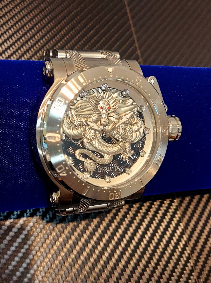 インビクタ/INVICTA ドラゴン ☆人気モデル☆ シルバー 自動巻き 裏 
