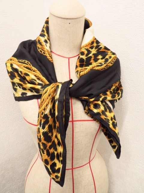 O029] クリスチャンディオール Christian Dior ヒョウ柄 シルク 絹100