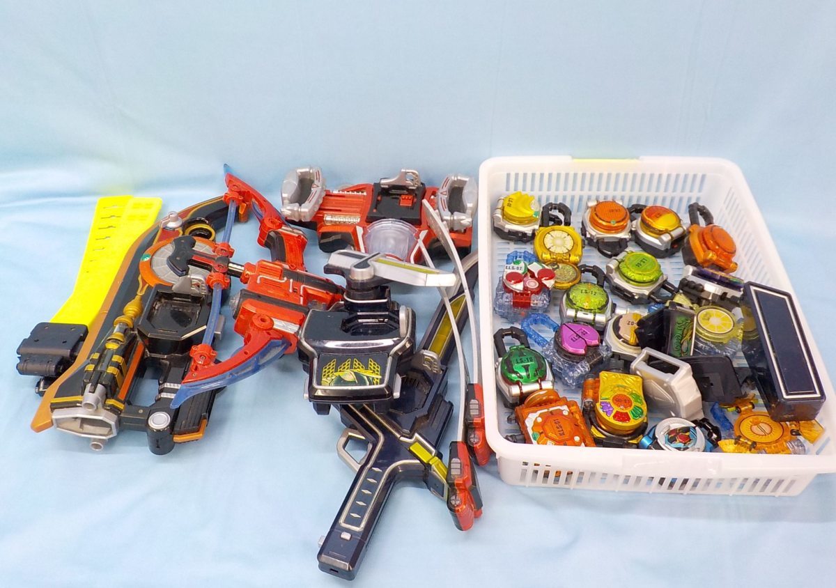 格安，SALE ホビー 仮面ライダー 鎧武 まとめてセット(仮面ライダー)｜売買されたオークション情報、yahooの商品情報をアーカイブ公開 - オークファン 仮面ライダー