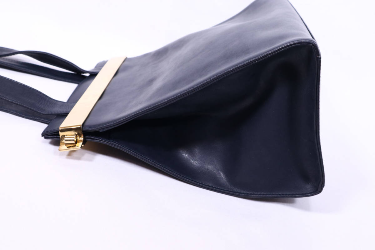 Karl | カール・ラガーフェルド Vogue ws280美品 Lagerfeld ピン 