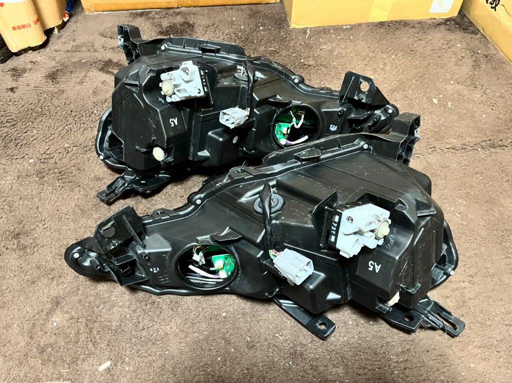 後期 トヨタ 純正 86 LED ヘッドライト 左右セット 左 右 ZC6 ZN6 BR-Z