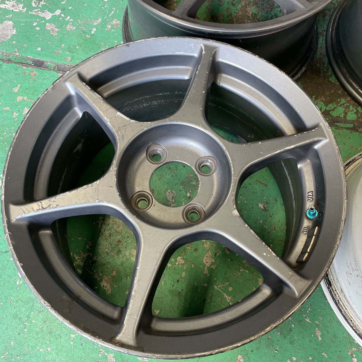 P1レーシング 15×7J +38 4H-100 4本 製造年違い、色違い含む(社外品 