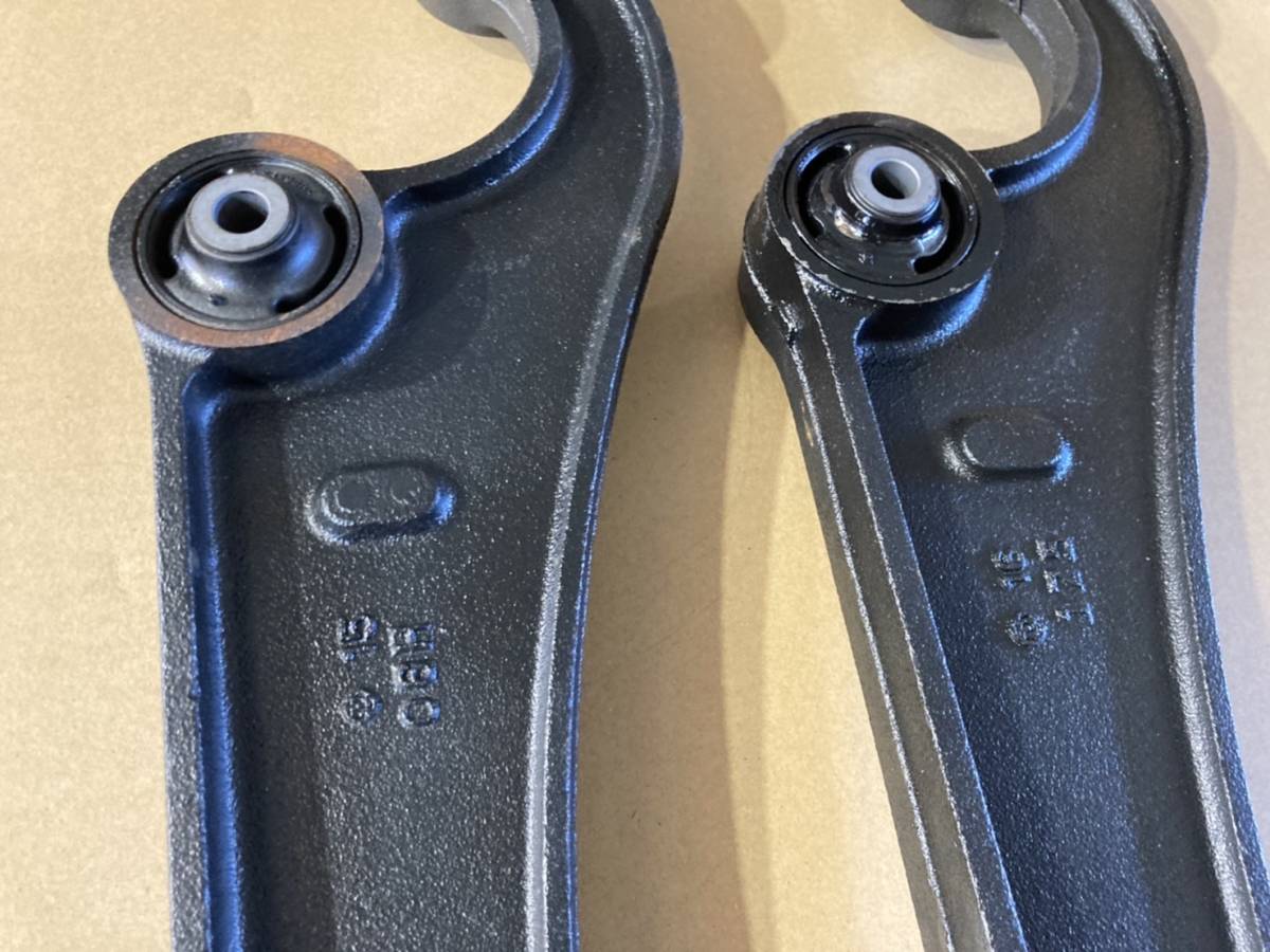 JB64 JB74 新型ジムニー 新車外し 純正 リーディングアーム 