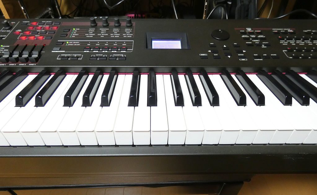 YAMAHA S70 XS シンセサイザー 76鍵ピアノタッチ（バランスドハンマー