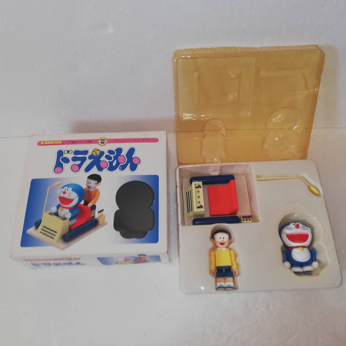 ☆メディコムトイ キューブリック ドラえもん ☆開封中古品 