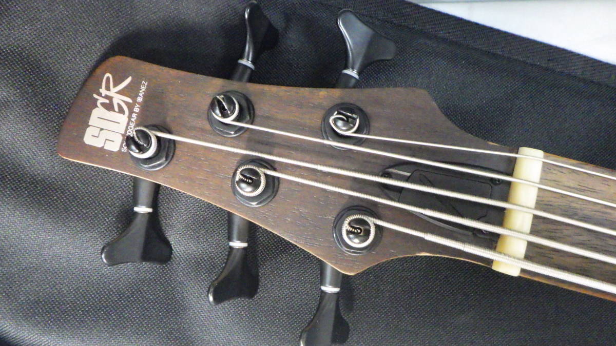 □IBANEZ/島村楽器□5弦/EQ内蔵ベース□SSR635 WNF□中古□ ☆即決