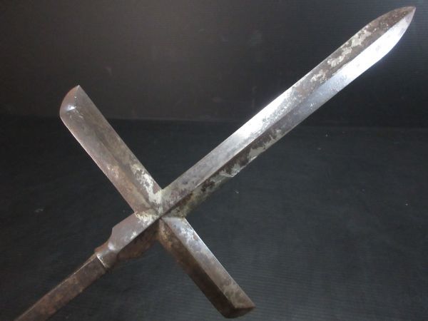 99 時代武具 十文字槍 兼□ 被せ付き 刃長26㎝ 横幅16.5㎝ 茎30㎝ 元幅