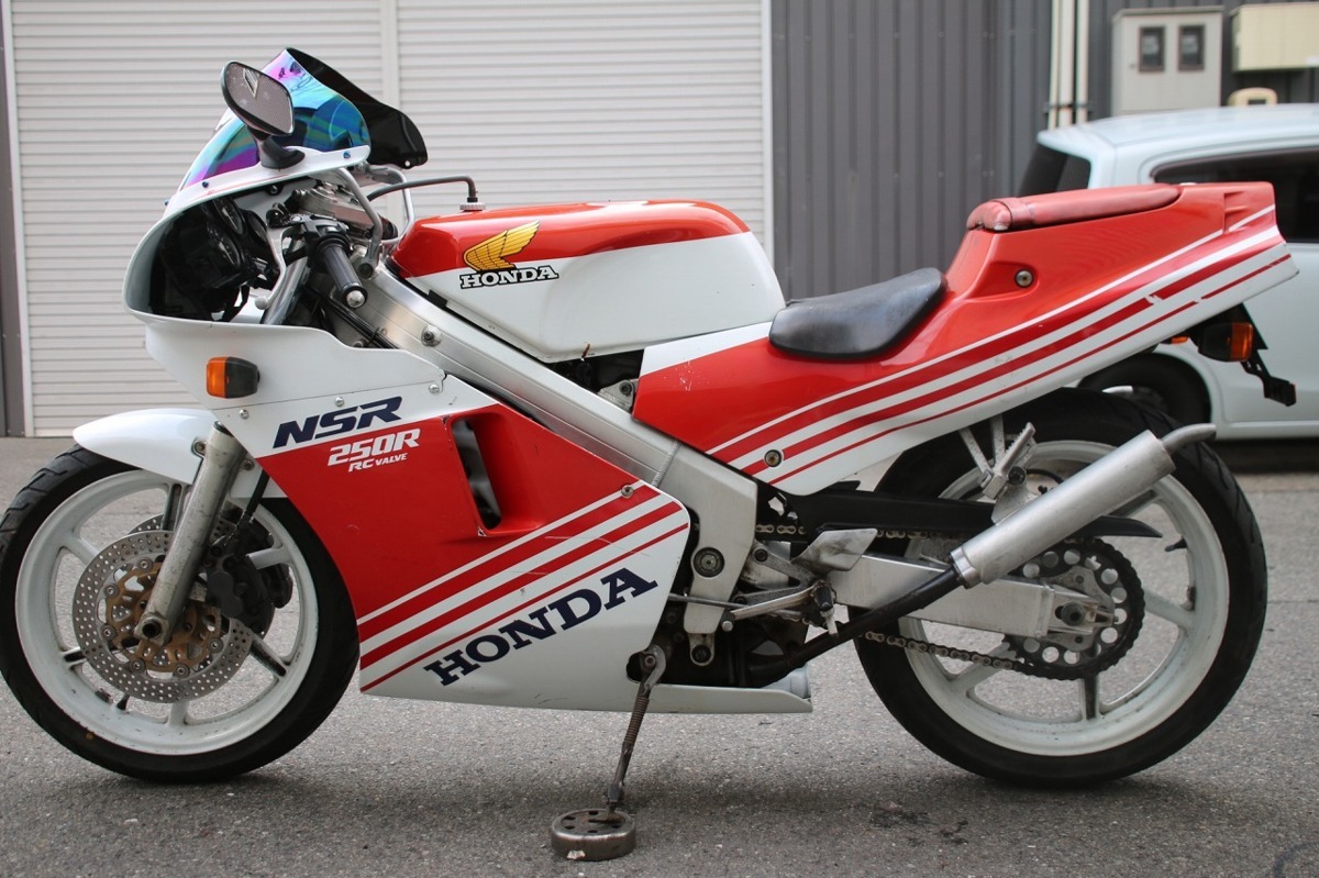 NSR250R MC18/赤テラ/伝説の88NSR/実走行23400km/純正外装/ノーマル