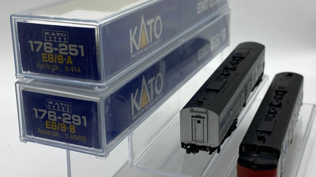 Amtrak com: Kato N Set USA Model Products Train 8-Car Era” “Rainbow &amp; II Locomotive and