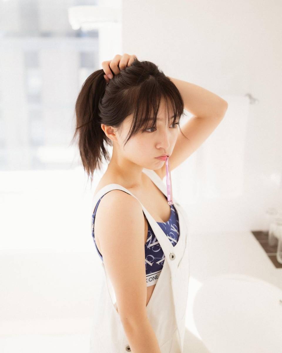 山本彩加 写真集 『 最後の一色 』 NMB48 美品(や行)｜売買された