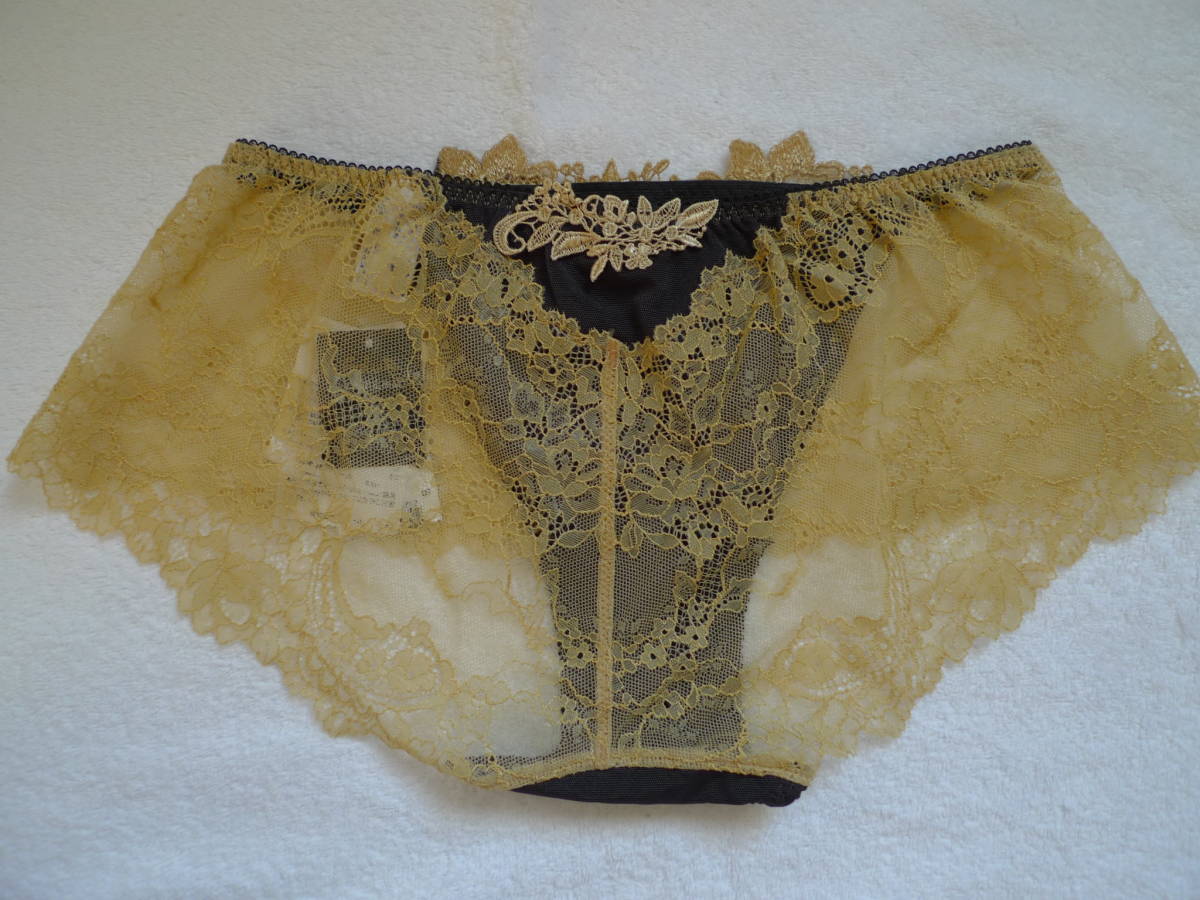 ワコール♪サルート 【世界遺産～バチカン市国】 19G OB E65&ショーツM