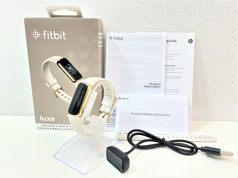 人気セール，人気 / Fitbit Luxe フィットネストラッカー ルナホワイトソフトゴールド L/Sサイズ 健康管理 FB422GLWT ITLX1A2EK1SW(スマートウォッチ本体)｜売買されたオークション情報、yahooの商品情報をアーカイブ公 スマートウォッチ本体