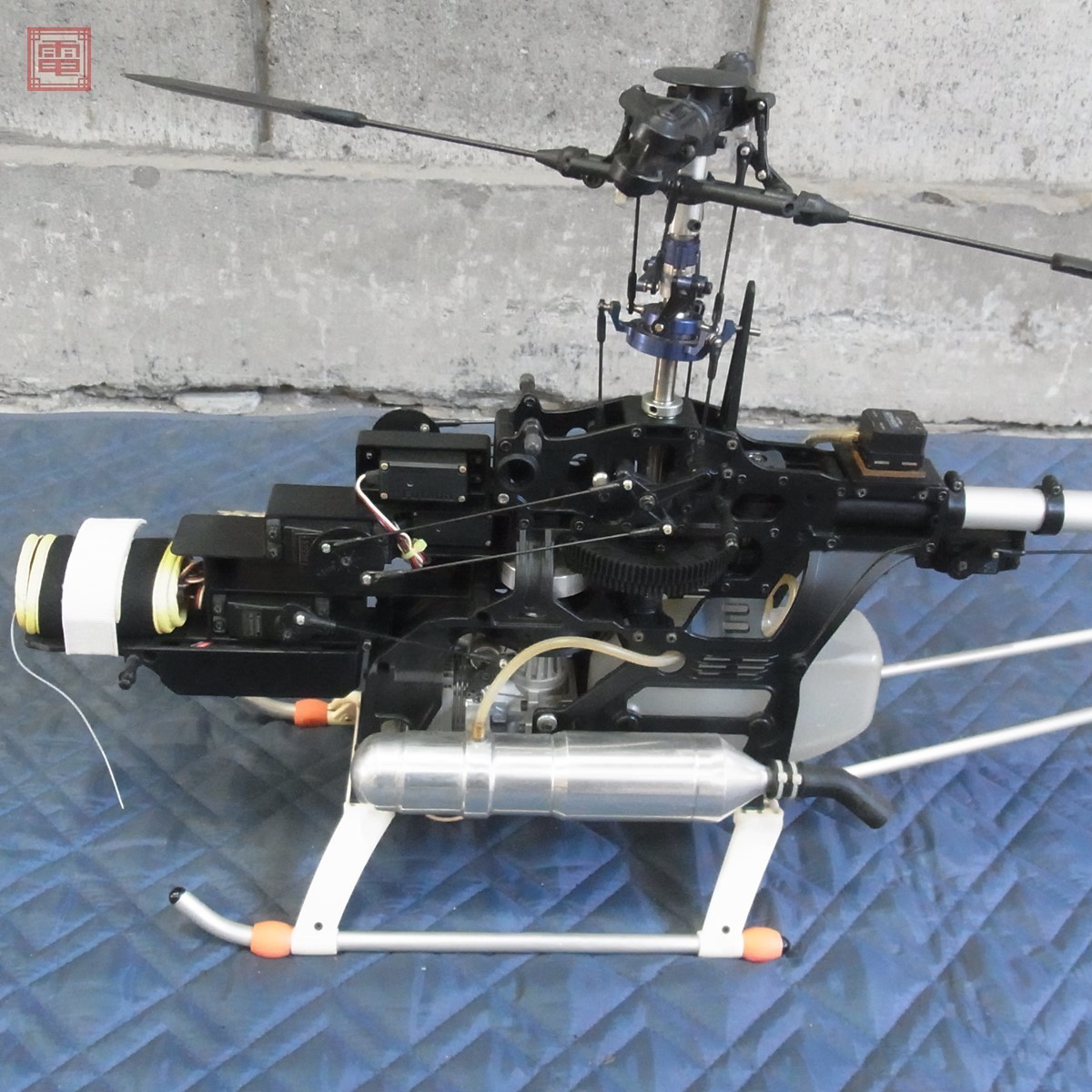 ヒロボー シャトル スカディ エボリューション エンジンRC ヘリ 全長約 