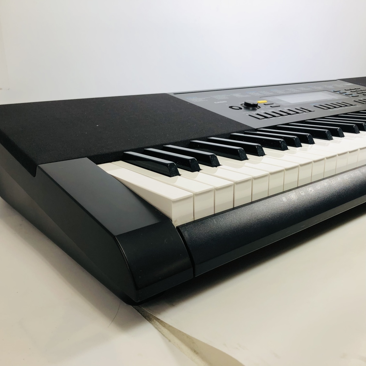 中古 CASIO デジタルキーボード WK-245 76鍵盤 WK-245 電子キーボード