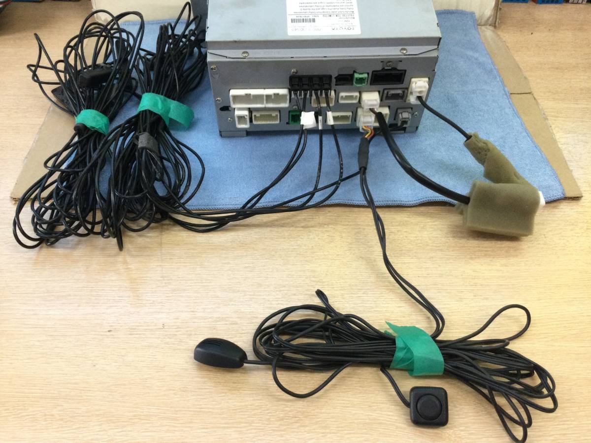 トヨタ純正 9インチ SDナビ NSZT-Y66T 動作確認済み 08605-00A40 