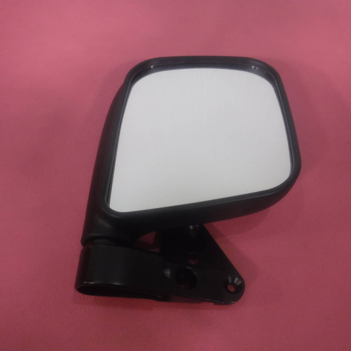 100%新品，定番 ミツビシ三菱ミニキャブ軽トラックU42T右ドアミラー サイドミラーU41Tミニキャブトラック運転席側ミラー軽トラMINICAB鏡レンズ(ドアミラー)｜売買されたオークション情報、yahooの商品情報を 三菱用