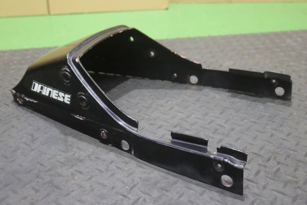 大人気，爆買い 当時物 純正 GPZ750F テールカウル 0040 検 ZX750A GPZ1100 Z750GP(リア)｜売買されたオークション情報、yahooの商品情報をアーカイブ公開 - オークファン カワサキ用