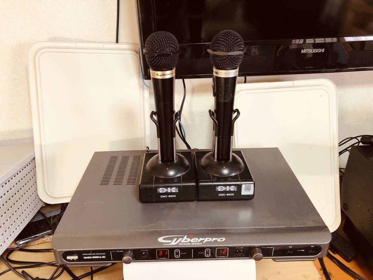 エグシング JOYSOUND UGA DA-X4Ⅱ ミキシングアンプ カラオケ機器 通電 