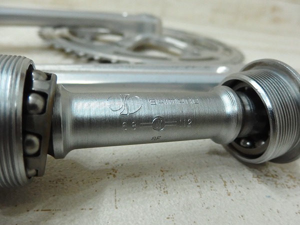 デュラエース　ビンテージ クランクセット 165mm ☆ビンテージ SHIMANO DURA ACE☆クランクセット 165mm 52×44T BB付き