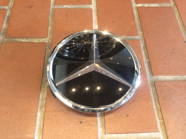 ベンツW447 Vクラス フロントスターマーク ディストロニック用