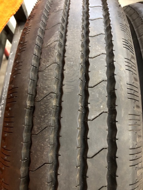 ヨコハマ　SUPER STEEL RY108  195/85R16 114/112 ４本 ☆195/85R16 114/112L ☆YOKOHAMA SUPER STEEL RY108 A 中古 LTタイヤ