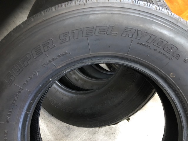 ヨコハマ　SUPER STEEL RY108  195/85R16 114/112 ４本 ☆195/85R16 114/112L ☆YOKOHAMA SUPER STEEL RY108 A 中古 LTタイヤ
