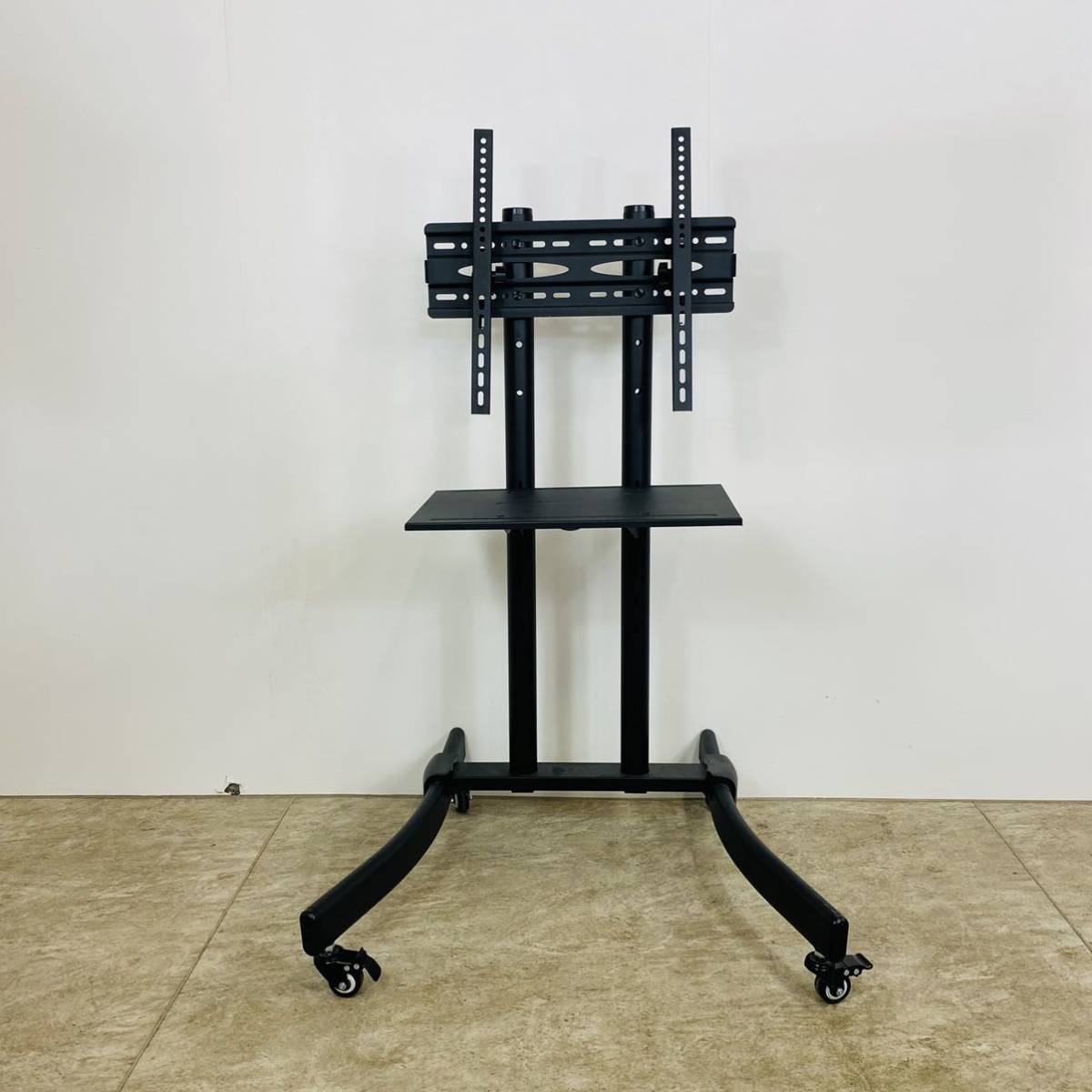 最安値，限定SALE テレビ壁掛け テレビ壁掛け金具 ブラック テレビボード 名古屋 スタンド(壁面タイプ)｜売買されたオークション情報、yahooの商品情報をアーカイブ公開 - オークファン 壁面タイプ