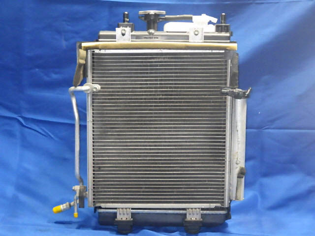  H25年 ムーブ LA100S 純正 ラジエーター ラジエーターファン エアコンコンデンサー リザーブタンク ZNo:04001405(ラジエーター)｜売買されたオークション情報、yahooの商品情報をアーカイブ公開 - ダイハツ用