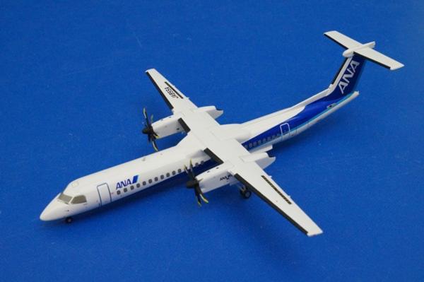 全日空商事/DH28012★1/200 DHC-8-400 ANA WINGSロゴ★JA855A