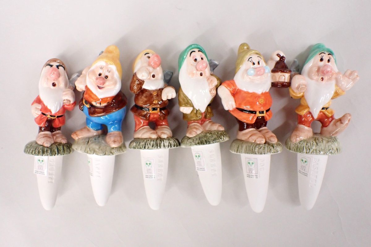 Disney 7人の小人 陶製 ウオーターキーパー まとめて 箱付き 白雪姫 ガーデニング ガーデンピック ディズニー 消費税0円 ディズニー 売買されたオークション情報 Yahooの商品情報をアーカイブ公開 オークファン Aucfan Com