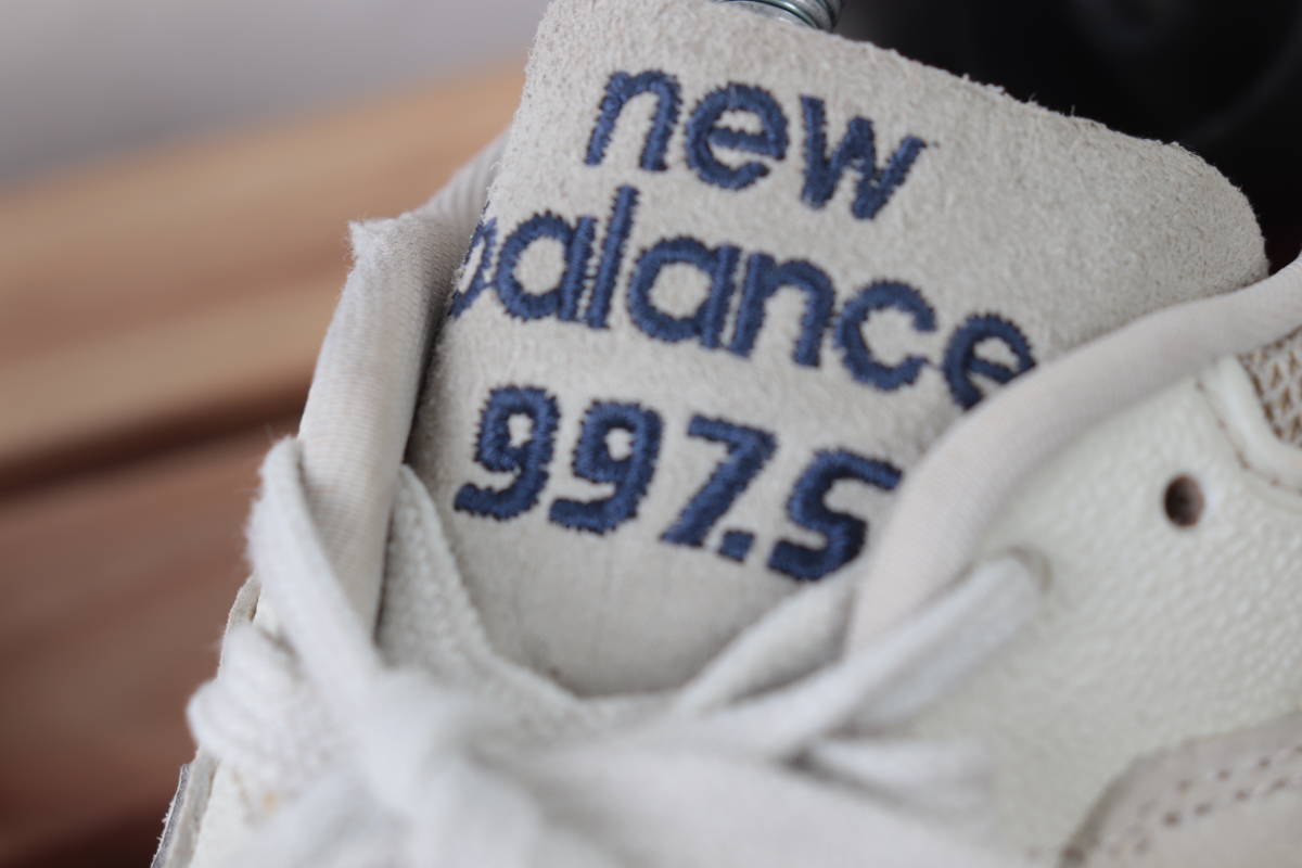 z6254【997.5】ニューバランス US10 28.0cm/グレージュ グレー 紺  