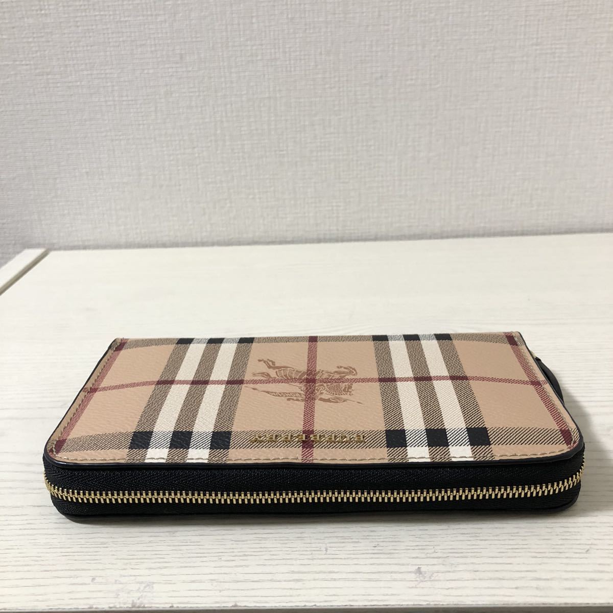 新品】バーバリー BURBERRY ラウンドファスナー 長財布 ベージュ 
