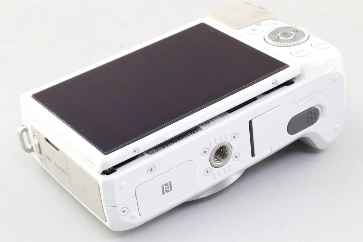 A+ (美品) Canon キャノン EOS M3 ホワイト EF-M 15-45mm 元箱 初期