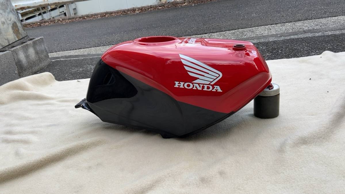 ホンダ VFR400R - タンク 赤⁄黒 17520-MR8-780ZJ 純正 新品 2026年最新
