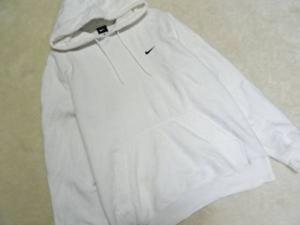 NIKEナイキ/胸ワンポイント無地プルオーバーパーカー/白/M★了2
