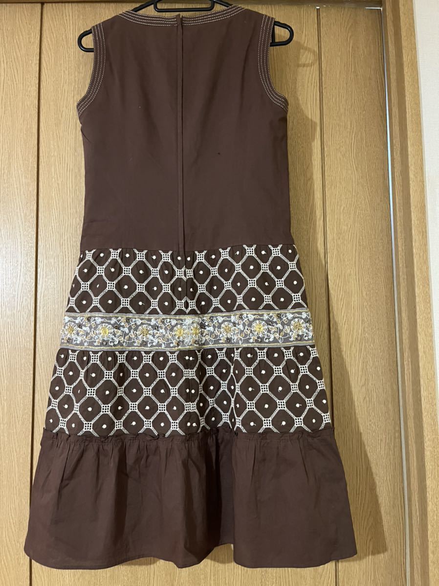  ハロッズHarrods刺繍ワンピース(女性用)｜売買されたオークション情報、yahooの商品情報をアーカイブ公開 - オークファン 女性用