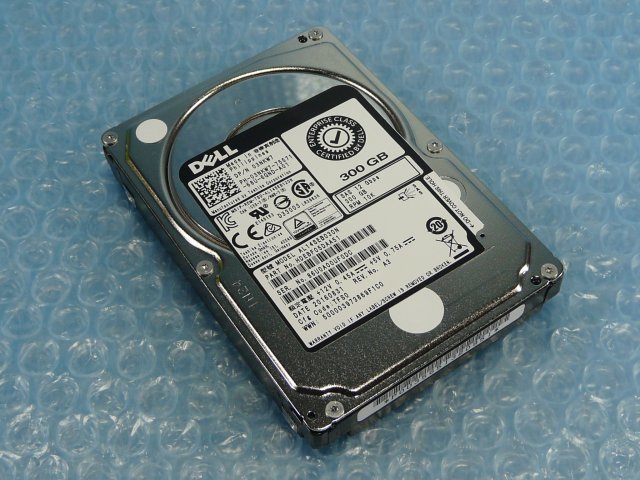 560695_3 560695_3