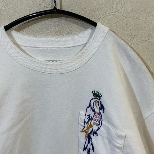 sacai サカイ 半袖Tシャツ ⁄ sacai“ロゴの一部が浮かび上がる”刺繍半袖 