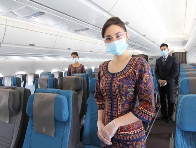 名札付 シンガポール航空 客室乗務員 CA ユニフォーム 制服 全日本空輸
