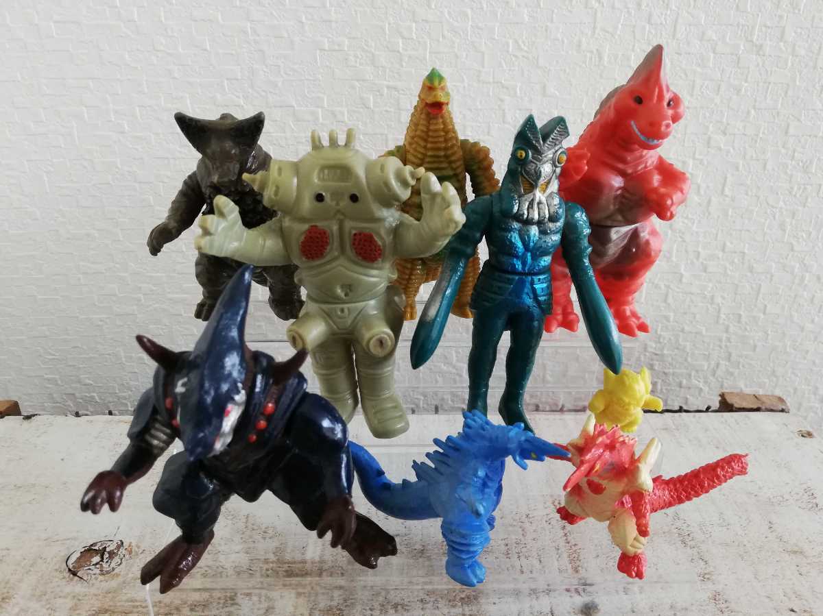 ブルマァク キングジョー ジャンク品 バンダイ ミニソフビ レッド