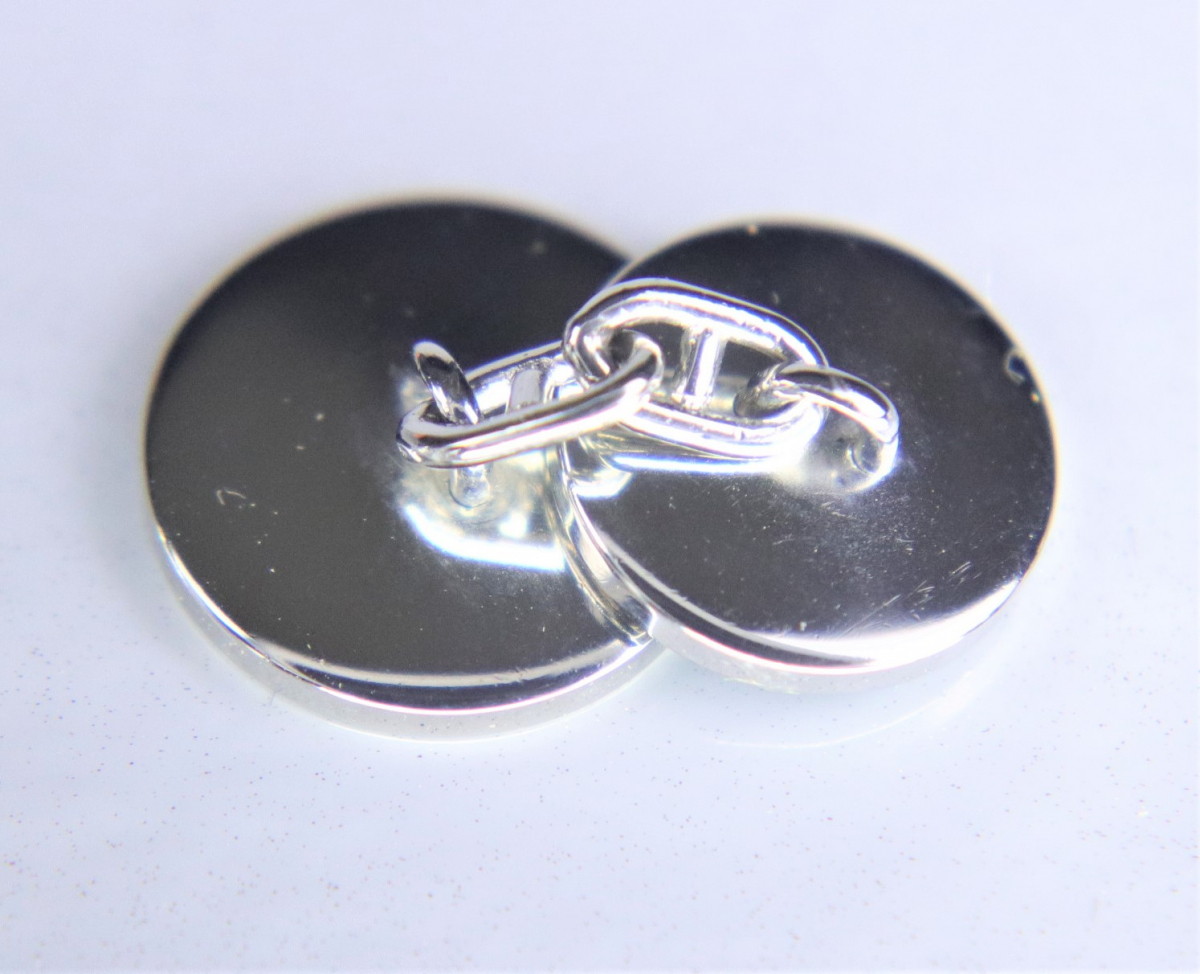 Hermes Serie エルメス セリエ カフス 箱付き カフスボタン カフスリンクス ハイブランド ブランド小物 装飾小物 006jnwy91 その他 売買されたオークション情報 Yahooの商品情報をアーカイブ公開 オークファン Aucfan Com