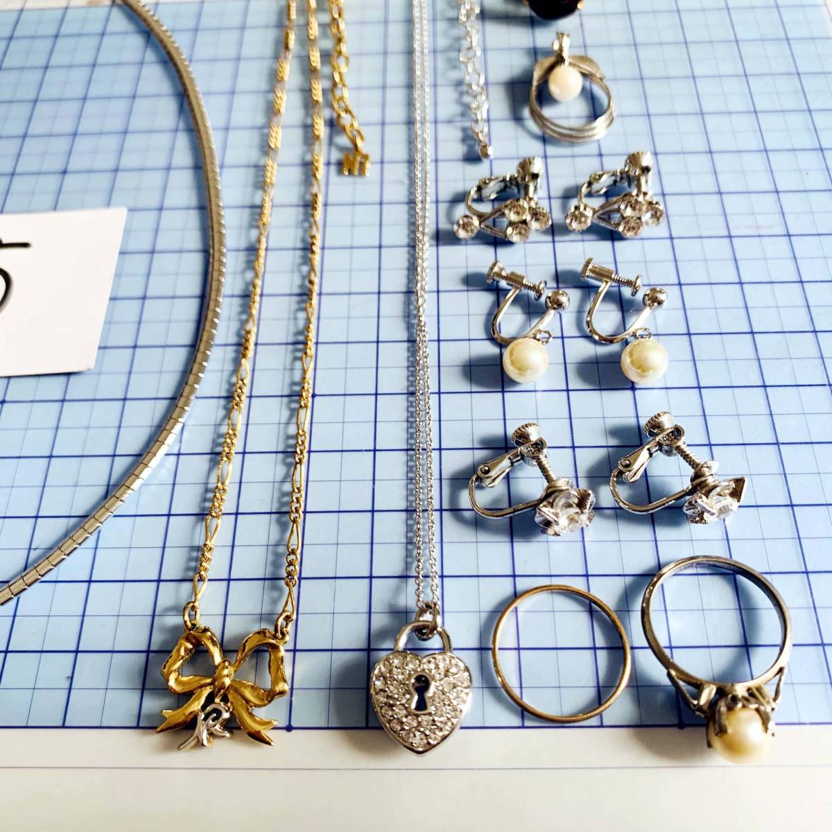 美品 各種アクセサリー NINA RICCI 珊瑚 真珠など お得19点セット お 