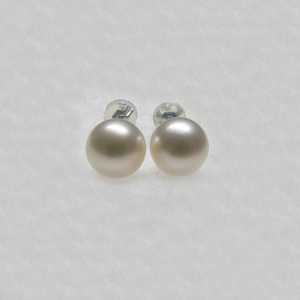 atlantis】☆アコヤ真珠 8.1㎜ シルキーホワイト K14WG ピアス K14WG