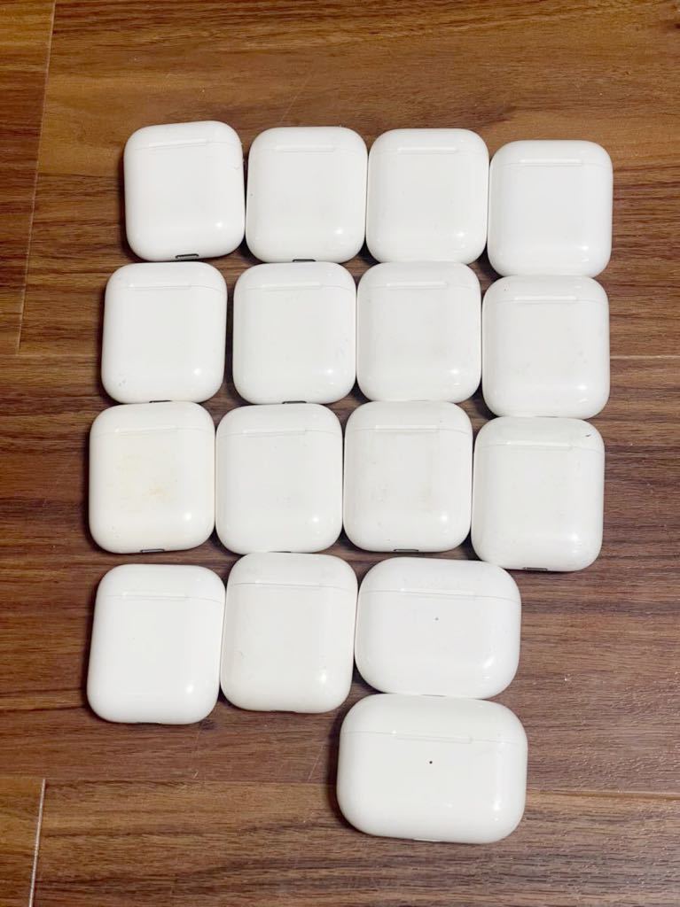 【最安値，本物保証】 1円〜大量AirPods エアーポッズ アップルエアーポッズ Apple ワイヤレスイヤホン アップル イヤホン まとめセット 動作未確認(その他)｜売買されたオークション情報、yahooの商品情報をアーカイ その他