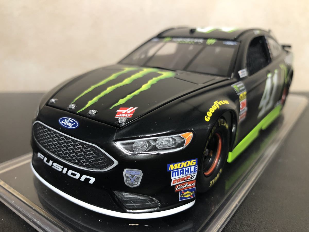 NASCAR 1/24 Kurt Busch カートブッシュ Action Lionel ダイキャスト